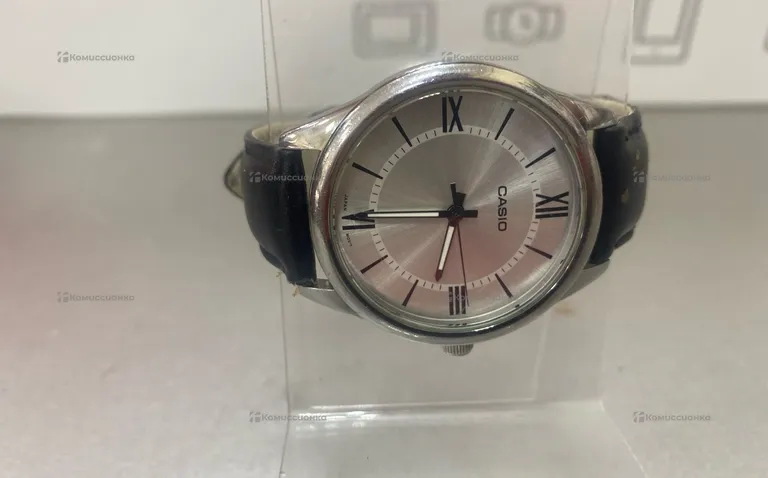 Часы  casio v005