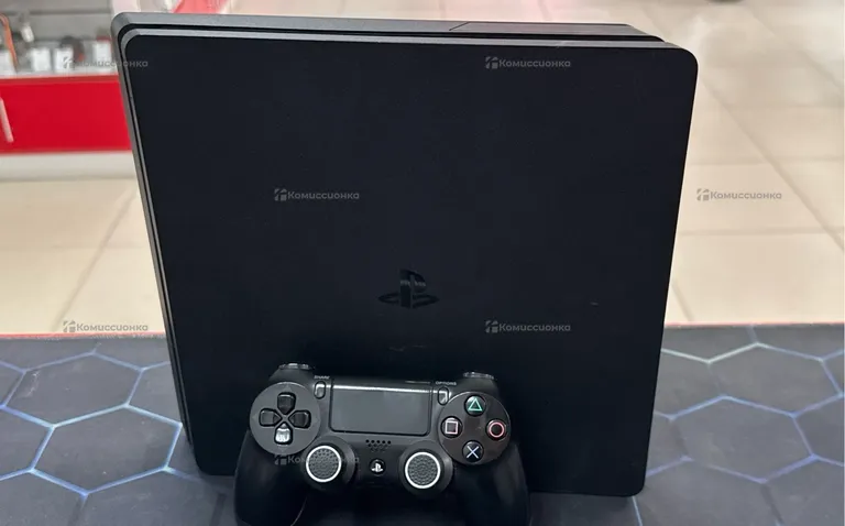 Приставка PS4 slim 1tb