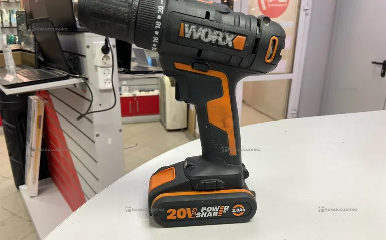 Шуруповерт Worx WX108