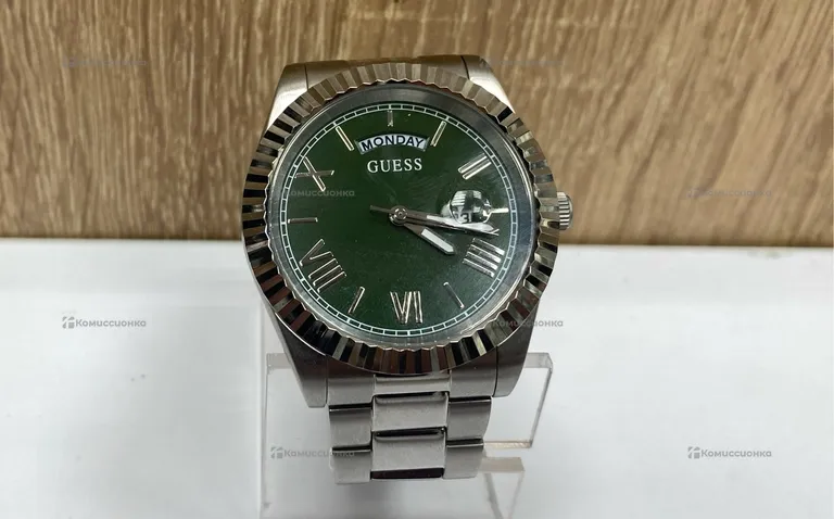 Часы  GUESS GW0265G10