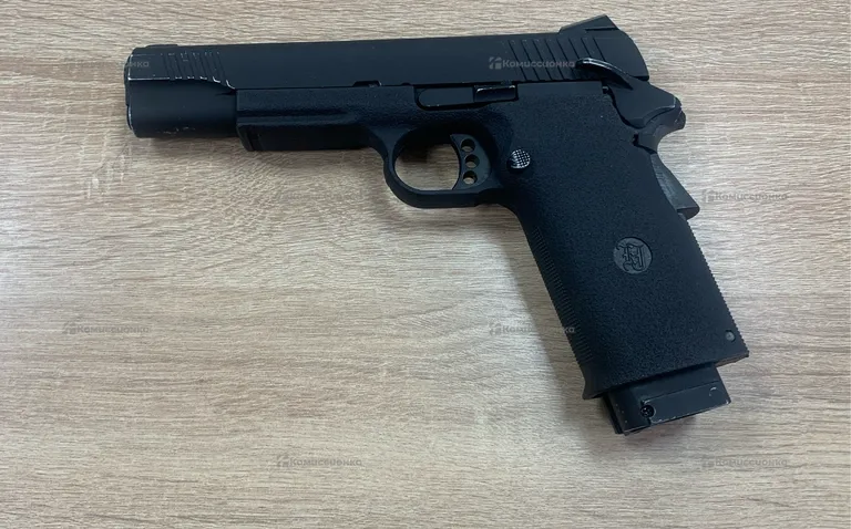 Пистолет COLT KJWORKS.