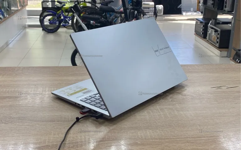 Ноутбук Asus VivoBook 15