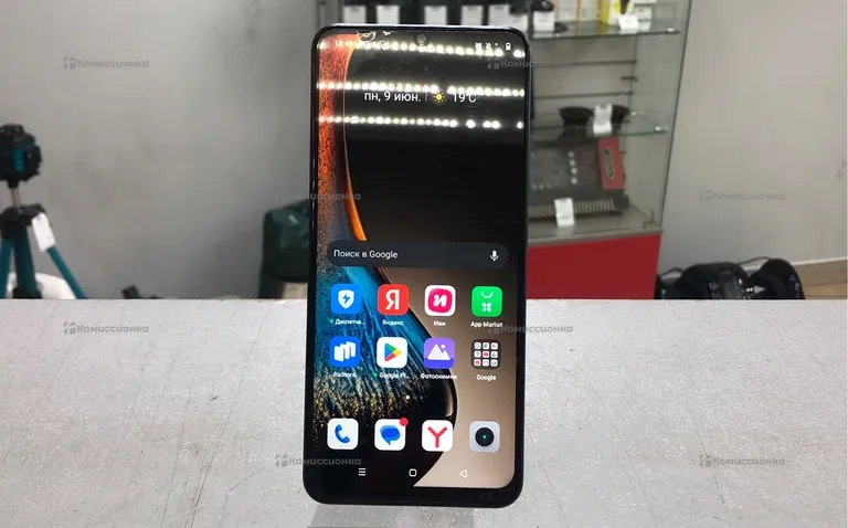 Realme C63 8/256 ГБ