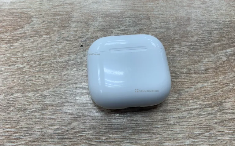Наушники  AirPods 4