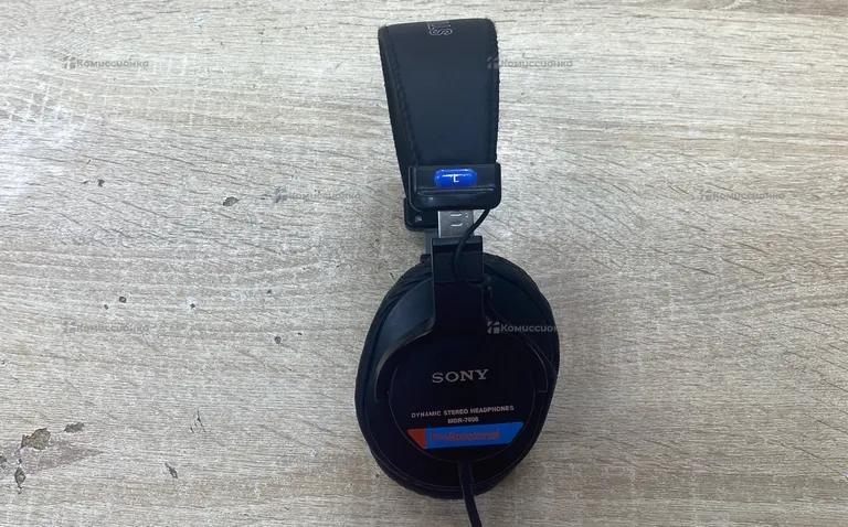 Наушники Sony MDR-7506