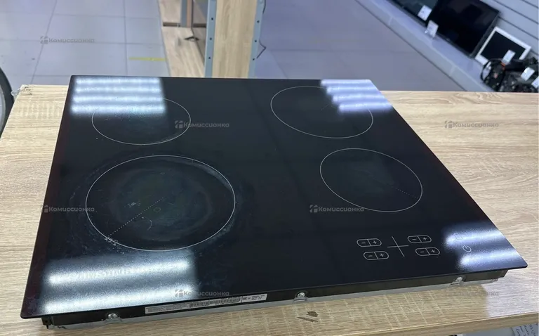 Варочная панель Samsung C61R2AEE