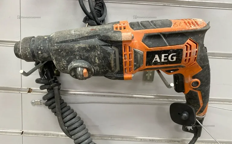Перфоратор AEG KH 24 IE