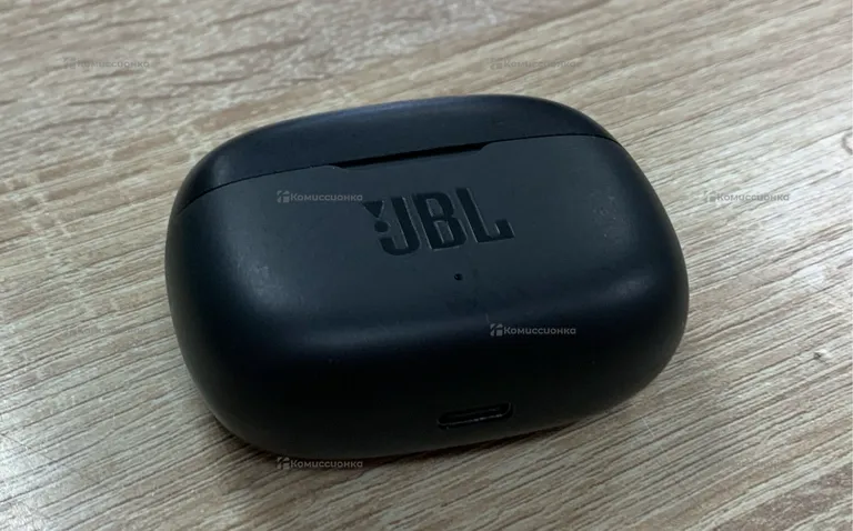 Наушники JBL
