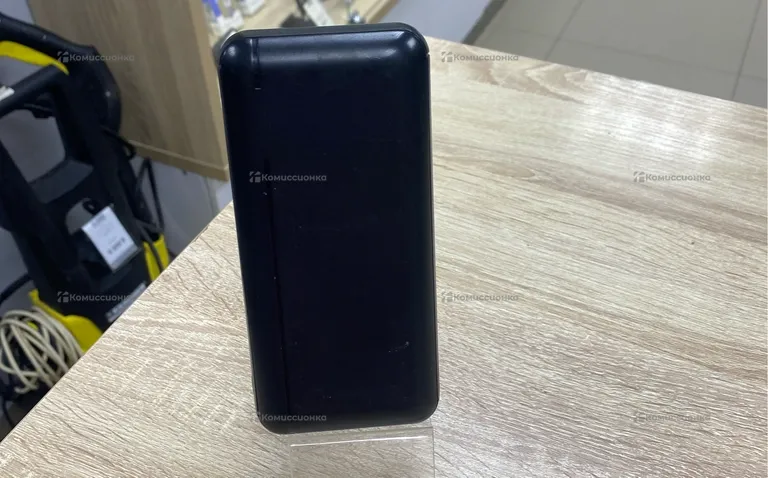 powerBank с беспроводной зарядкой
