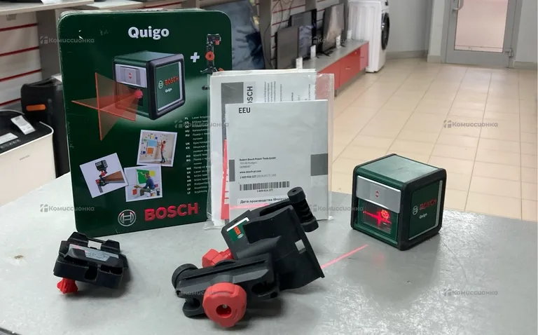 Лазерный уровень Bosch Quigo.