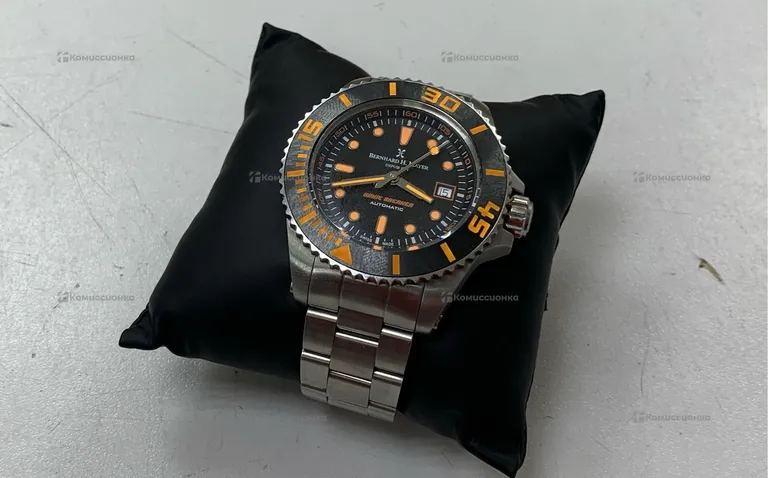 Часы Bernard H. Mayer 41701.738.6