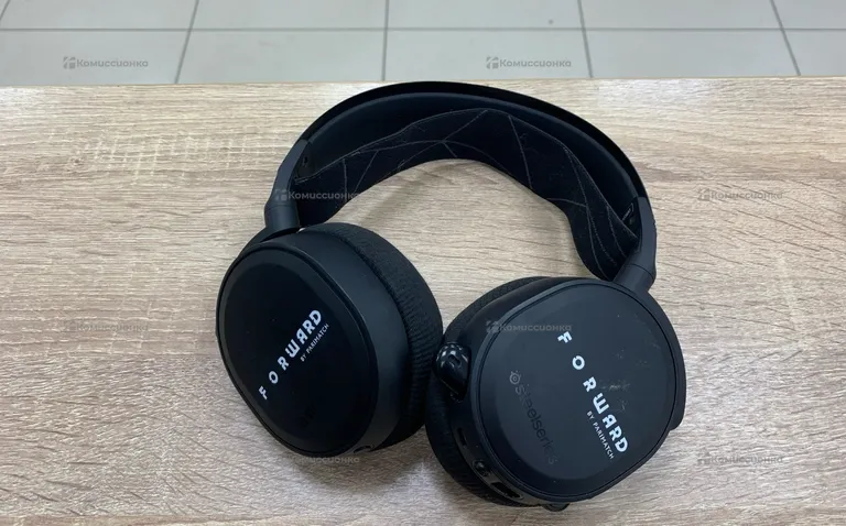 Наушники Steelseries