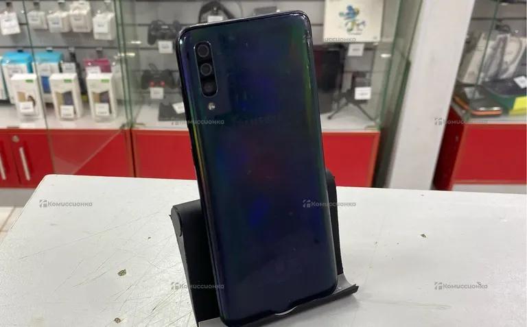 Samsung Galaxy A70 6/128 ГБ