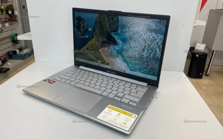 Ноутбук ASUS Vivobook E1404F