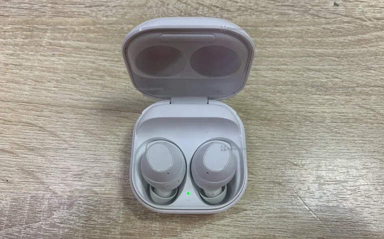 Наушники Samsung Buds FE