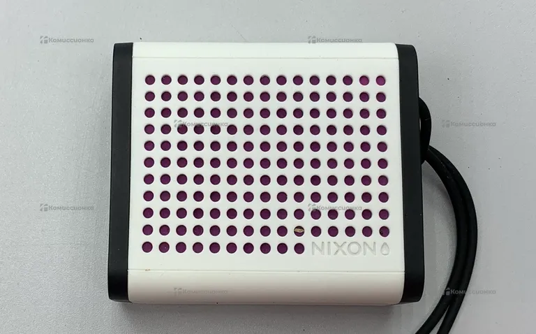 Колонка Nixon