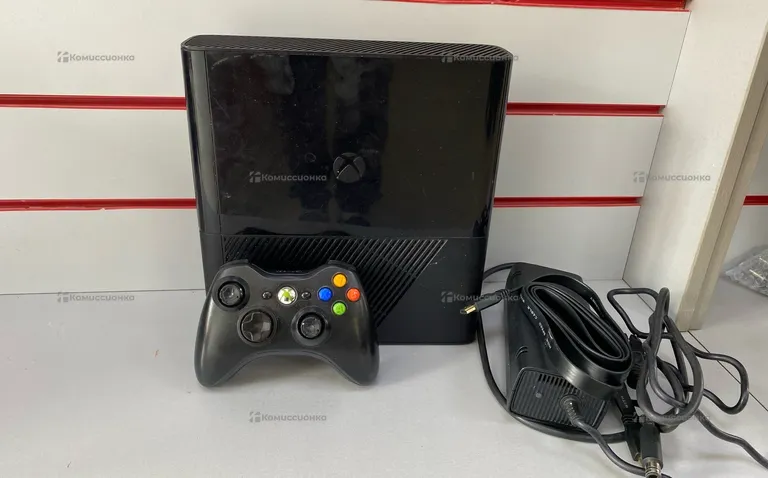 Игровая Приставка XBOX 360 E 250GB Прошитая