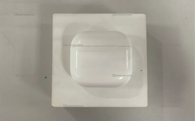 Наушники  AirPods 4