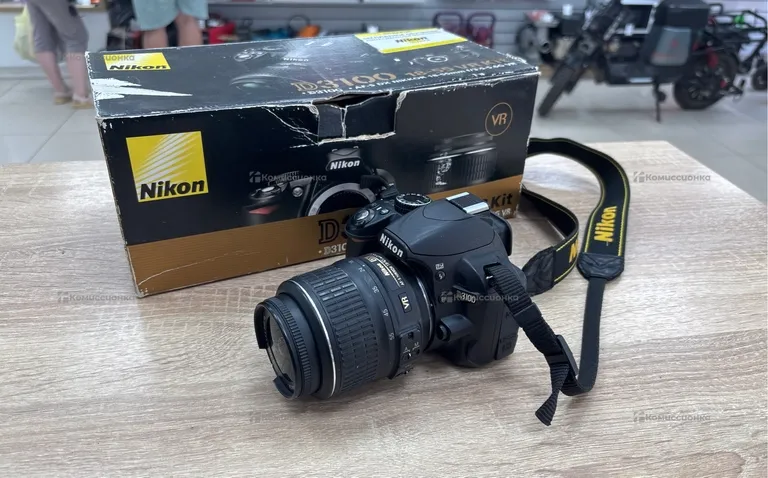 Nikon D3100