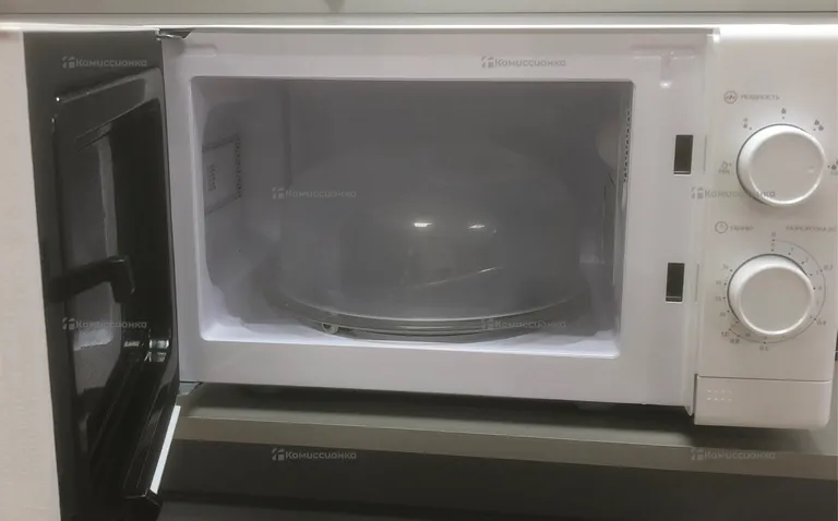 Микроволновая печь  Binatone FMO 20M22