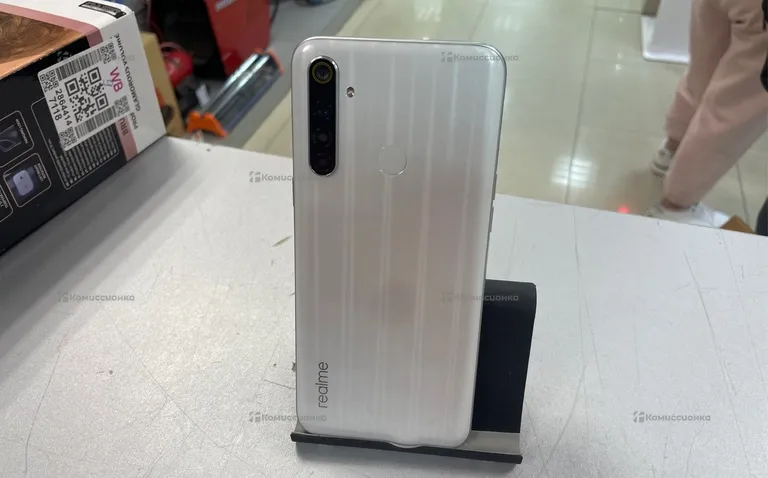 Realme 6i 4/128Gb