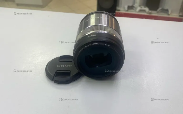Объектив Sony SEL30M35