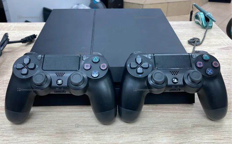 Приставка PS4. fat 500gb