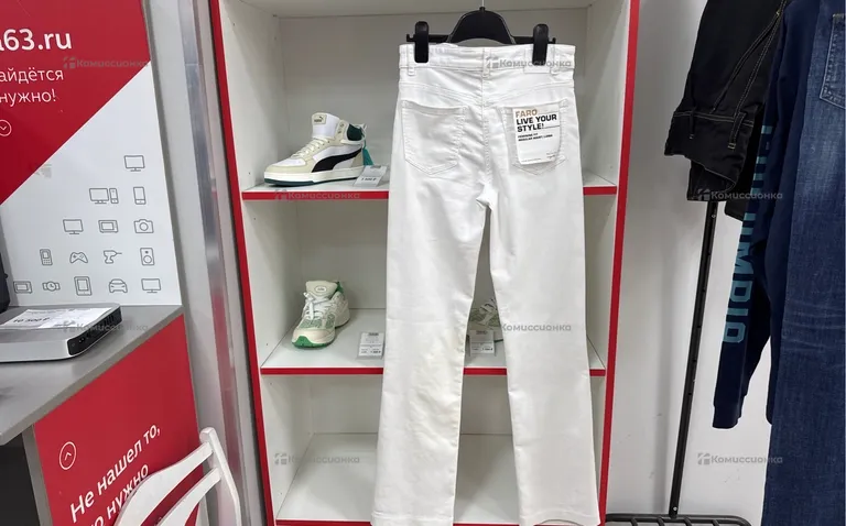 Джинсы женские Marccain (размер N1)