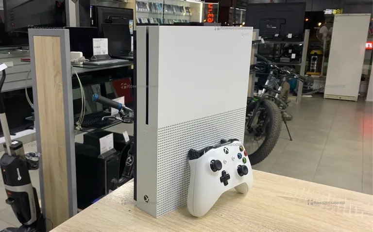 Приставка Xbox One S 1ТБ