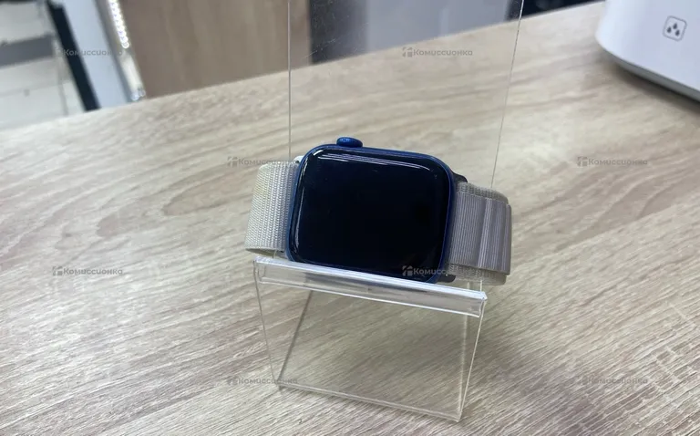 Часы  Apple Watch 7 45mm