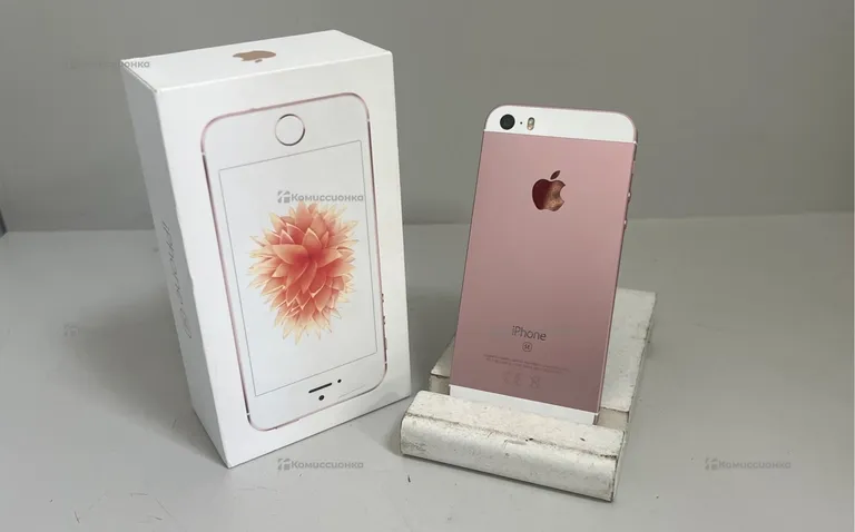 Apple SE 32 Gb 2018