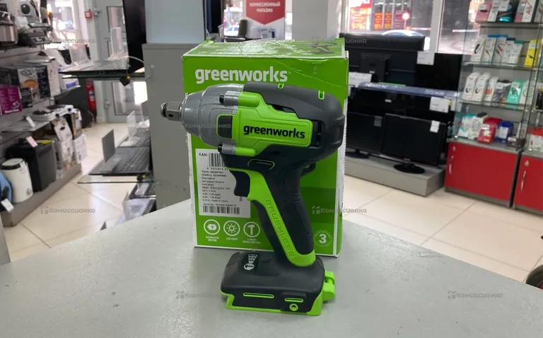 Аккумуляторный ударный гайковерт greenworks GD24IW
