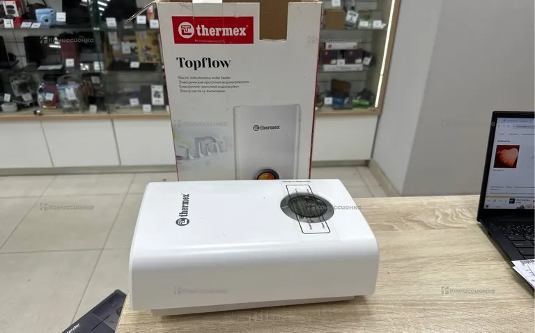 Водонагреватель Термекс Topflow 8000
