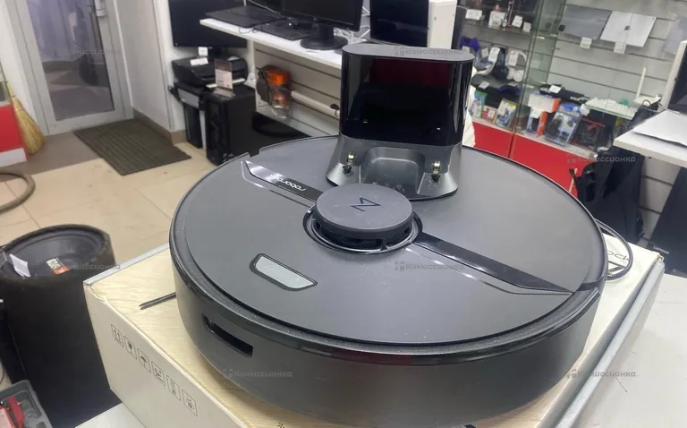 Пылесос  робот roborock Q7