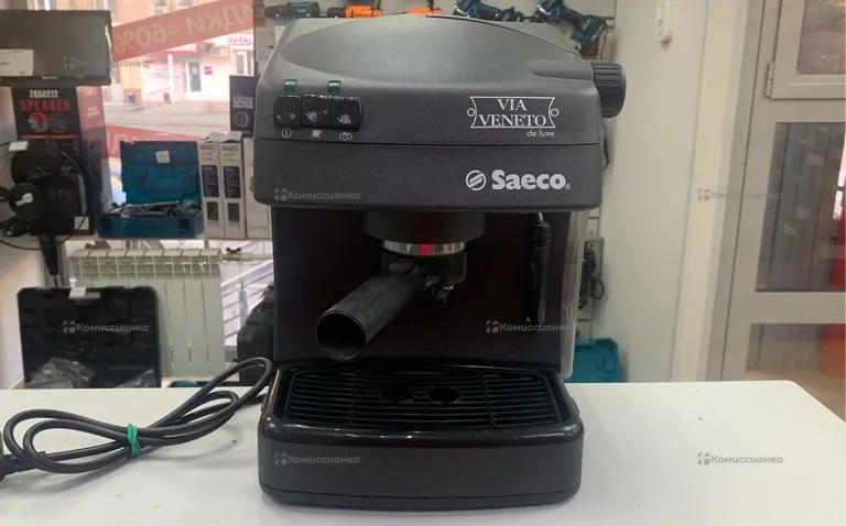 Кофемашина Saeco