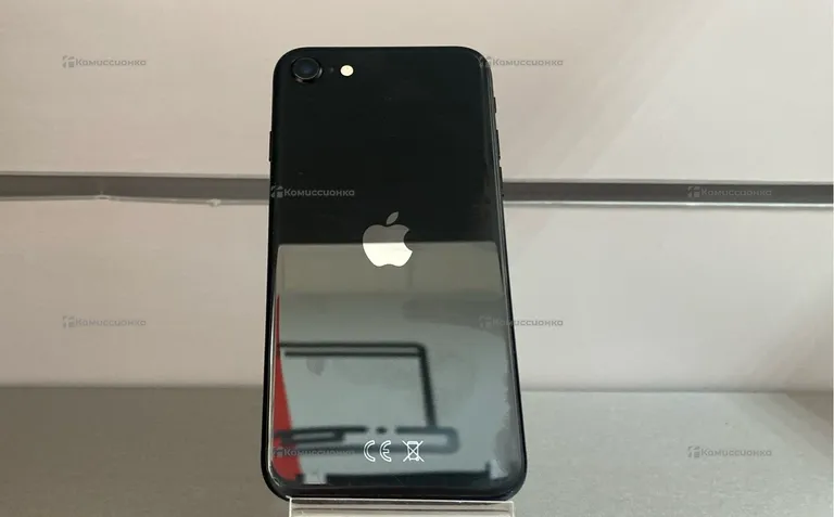 Apple iPhone SE 64Gb