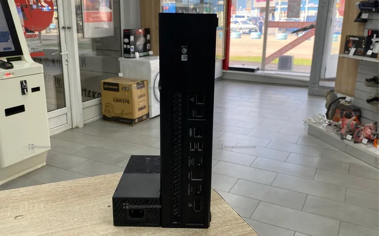 Приставка Xbox One 512GB