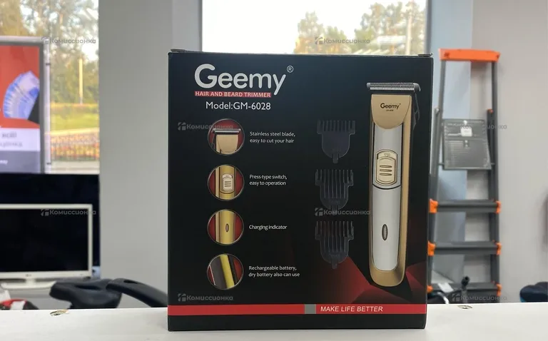 Машинка для стрижки Geemy gm6028