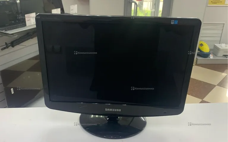 Монитор Samsung SyncMaster 932GW