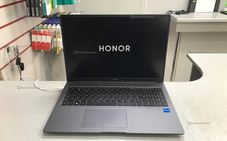 Ноутбук  Honor