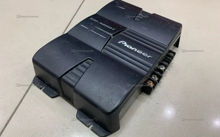 Усилитель Pioneer GM-3200T 300w