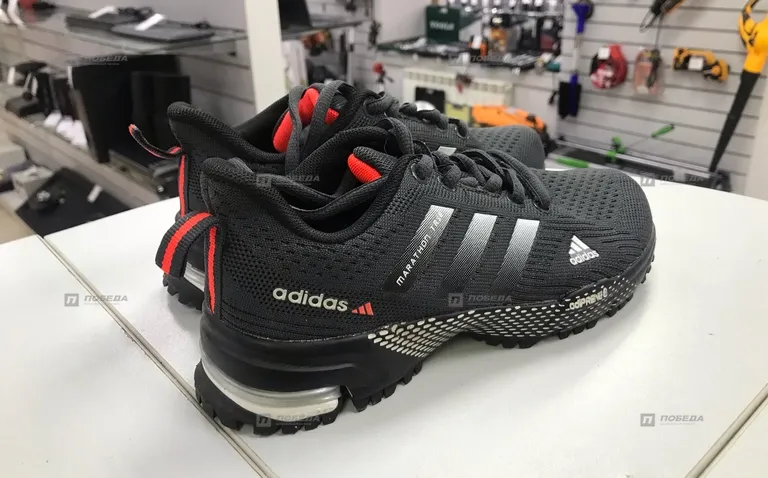 Кросовки adidas 34р.