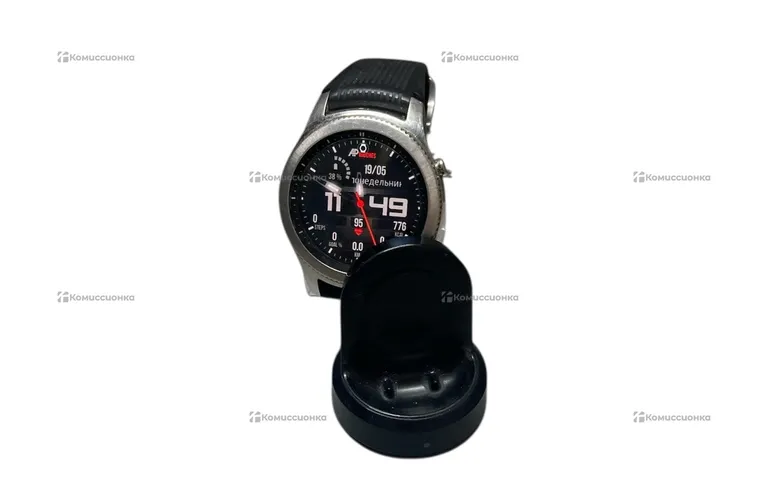 Часы Samsung  Gear S3 classic