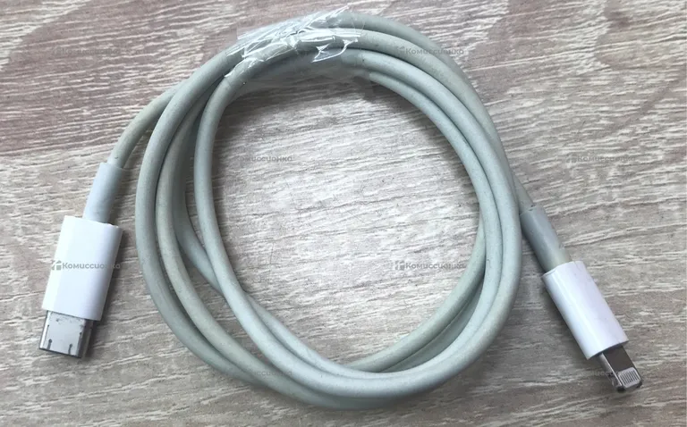 Провод Apple lighting/Type-c