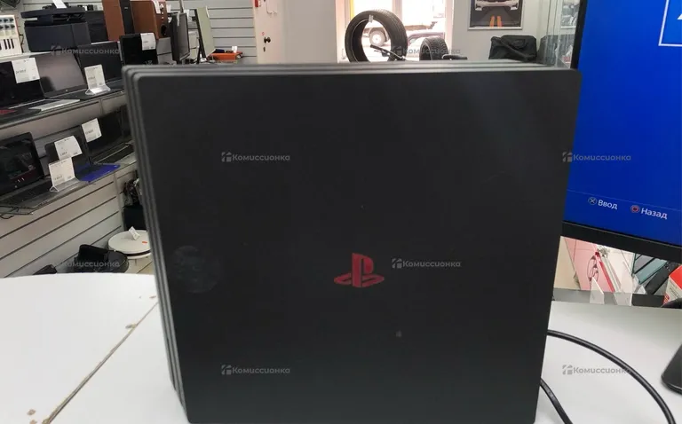 Приставка Sony PlayStation 4 Pro 1 TB.