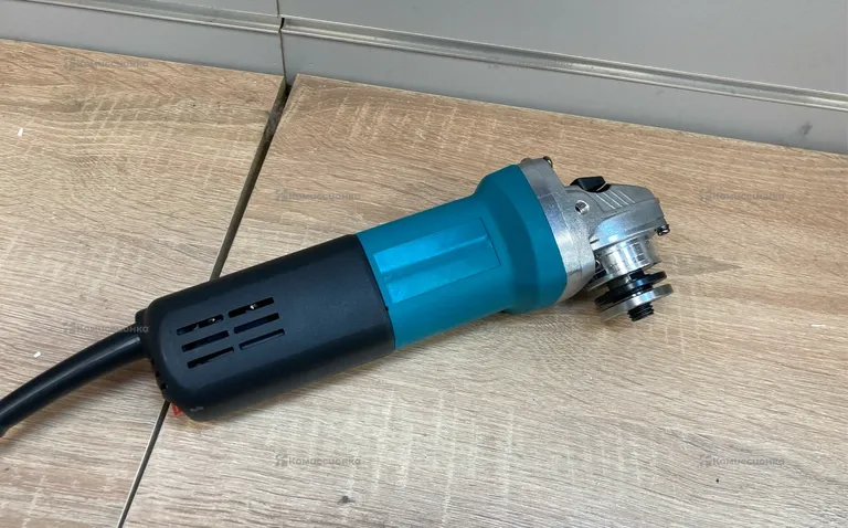 УШМ Makita 9558 реп.
