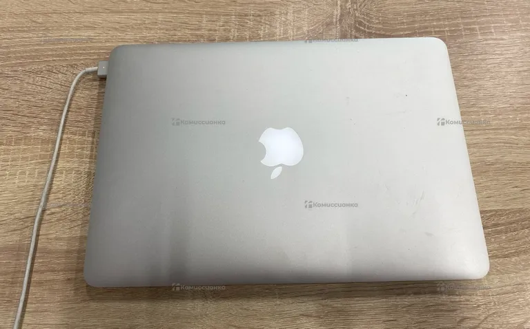 Ноутбук  MacBook 13 pro 2015