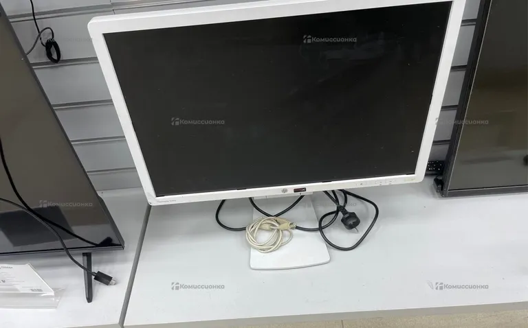 Монитор HP EliteDisplay E241e