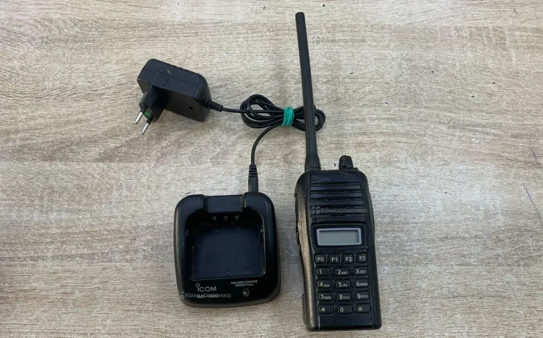 Рация  Icom IC-F3036T