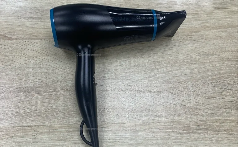 Фен Philips BHD026